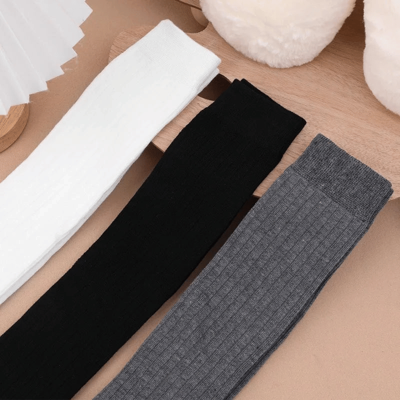 Soft Feminine High Socks