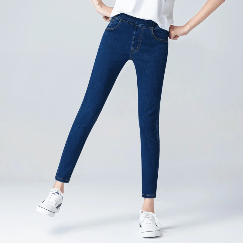 Feminine Fit Elastic Jeans