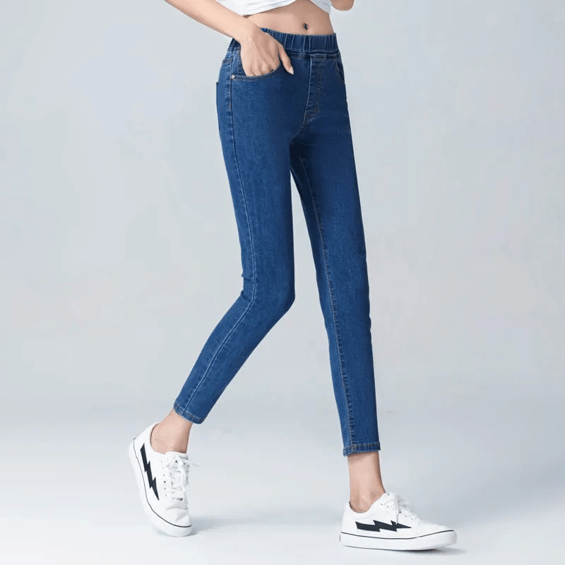 Feminine Fit Elastic Jeans