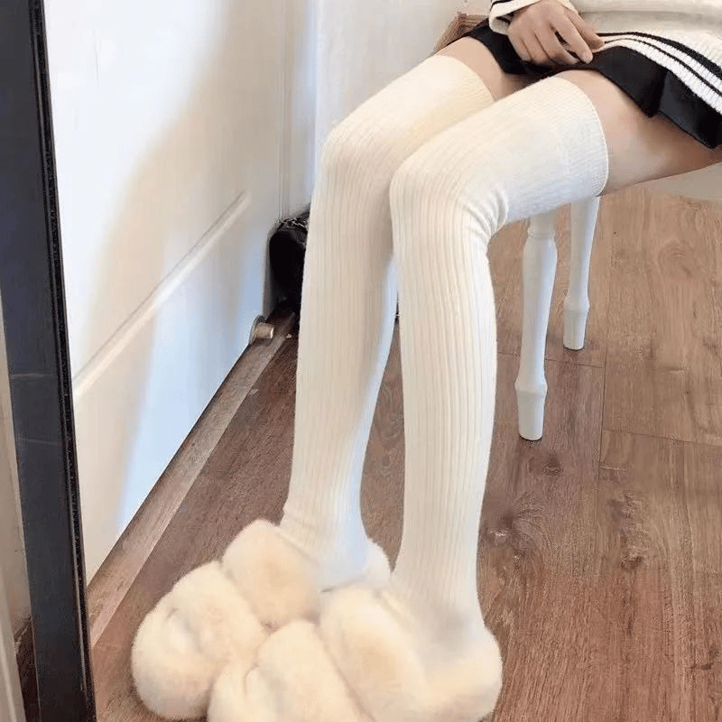 Soft Feminine High Socks